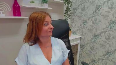 1Angela39 from Germany