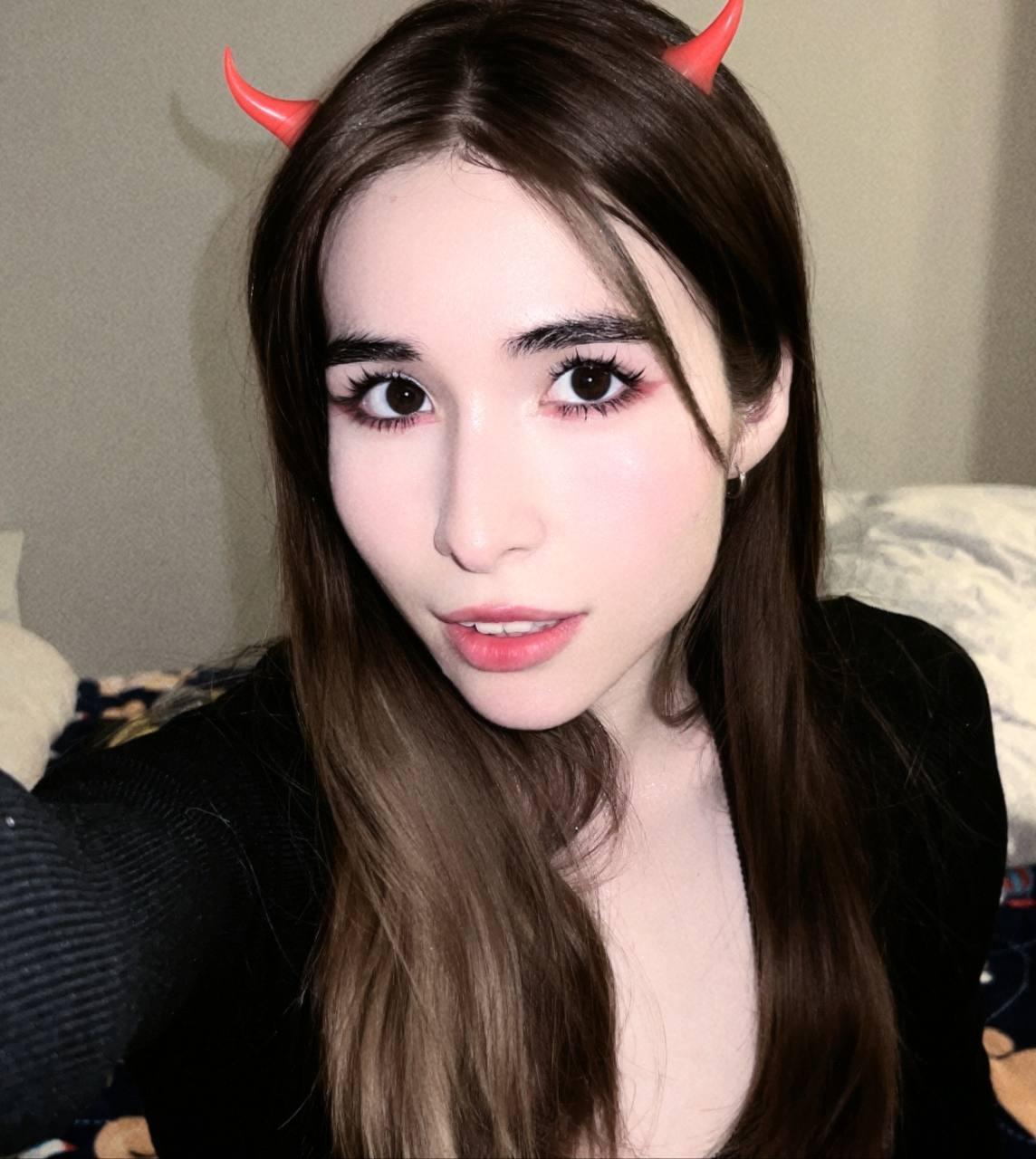 AshleyToxic from Latvia