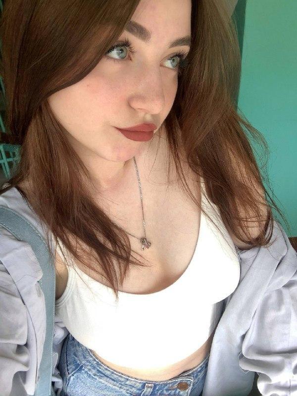 CathrynEsta from France