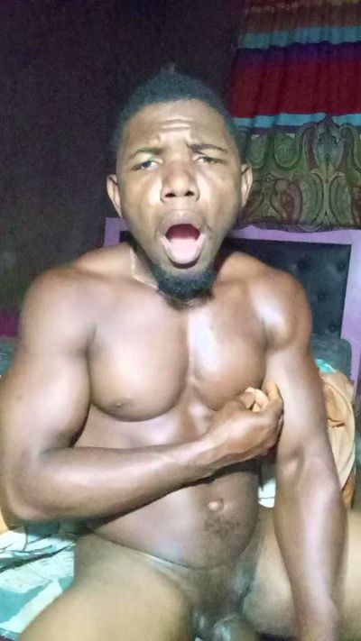 Desy2283 from Nigeria