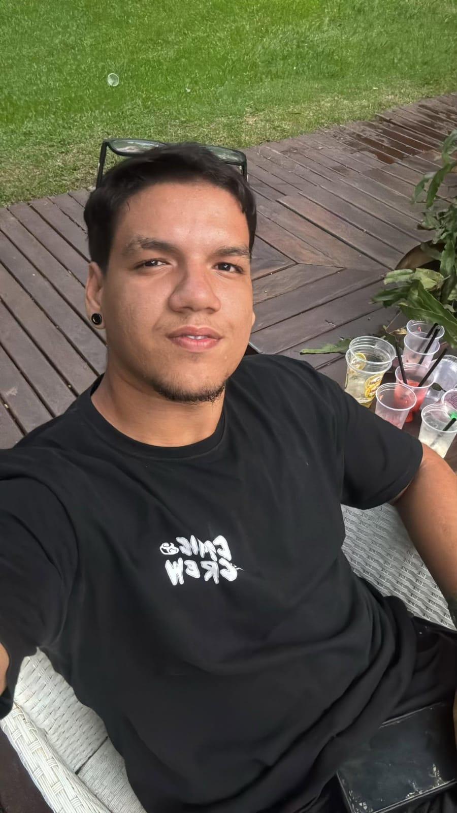 Dhs4201 from Brazil