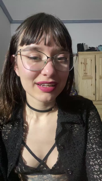 Elvira333 from Argentina