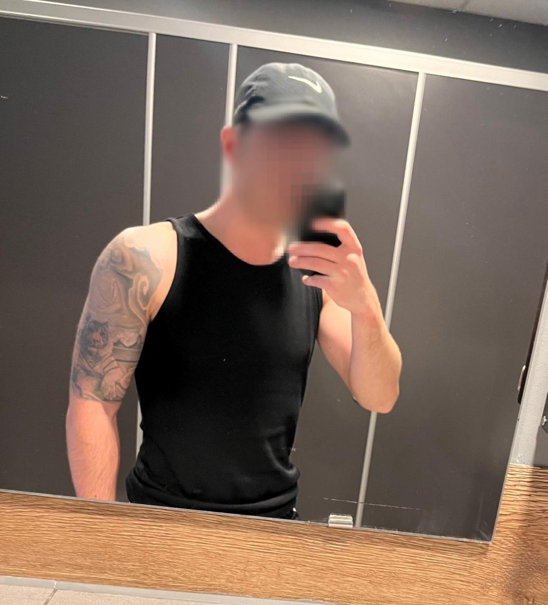 GuyFromNextDoor from Germany