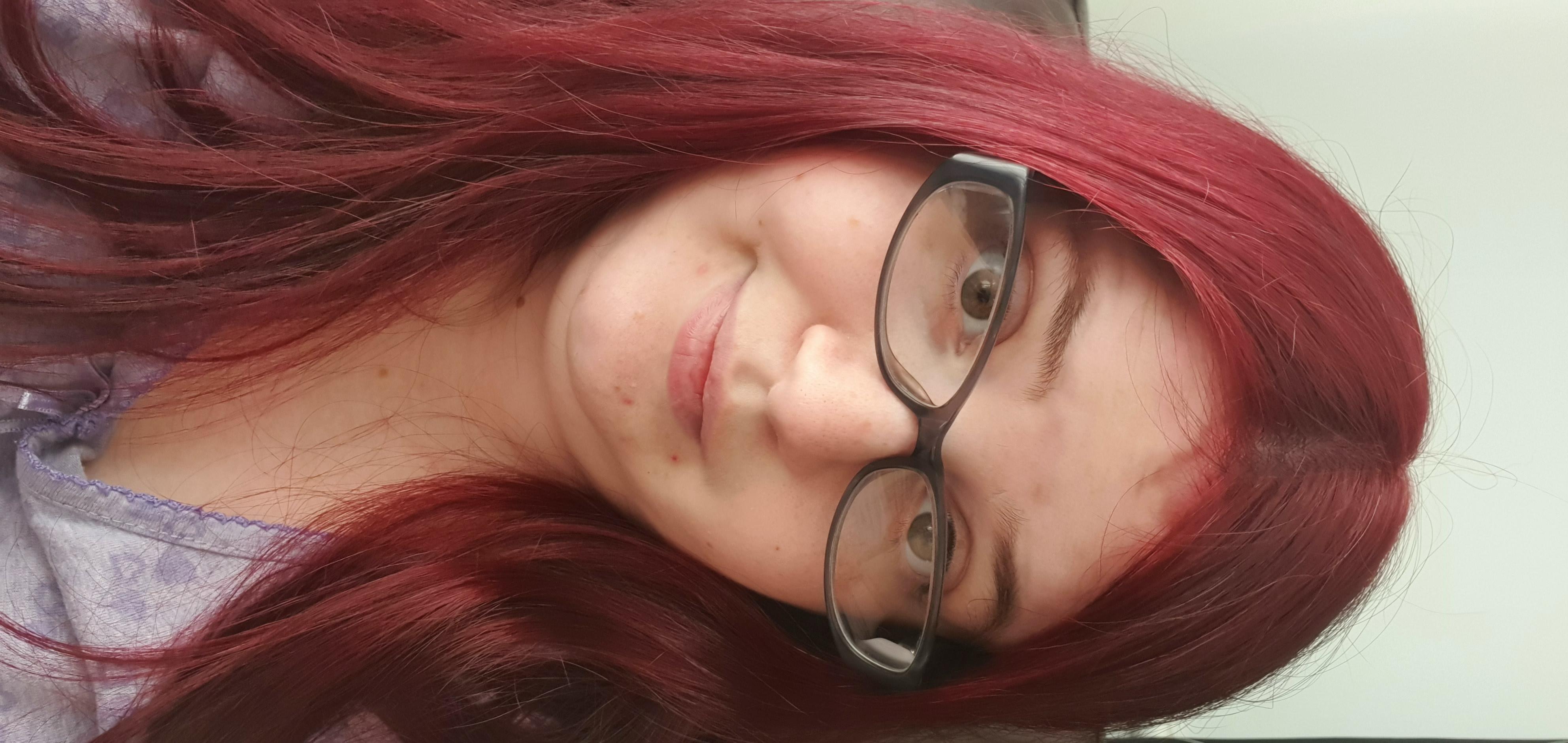 HugeBoobsBabe from United Kingdom