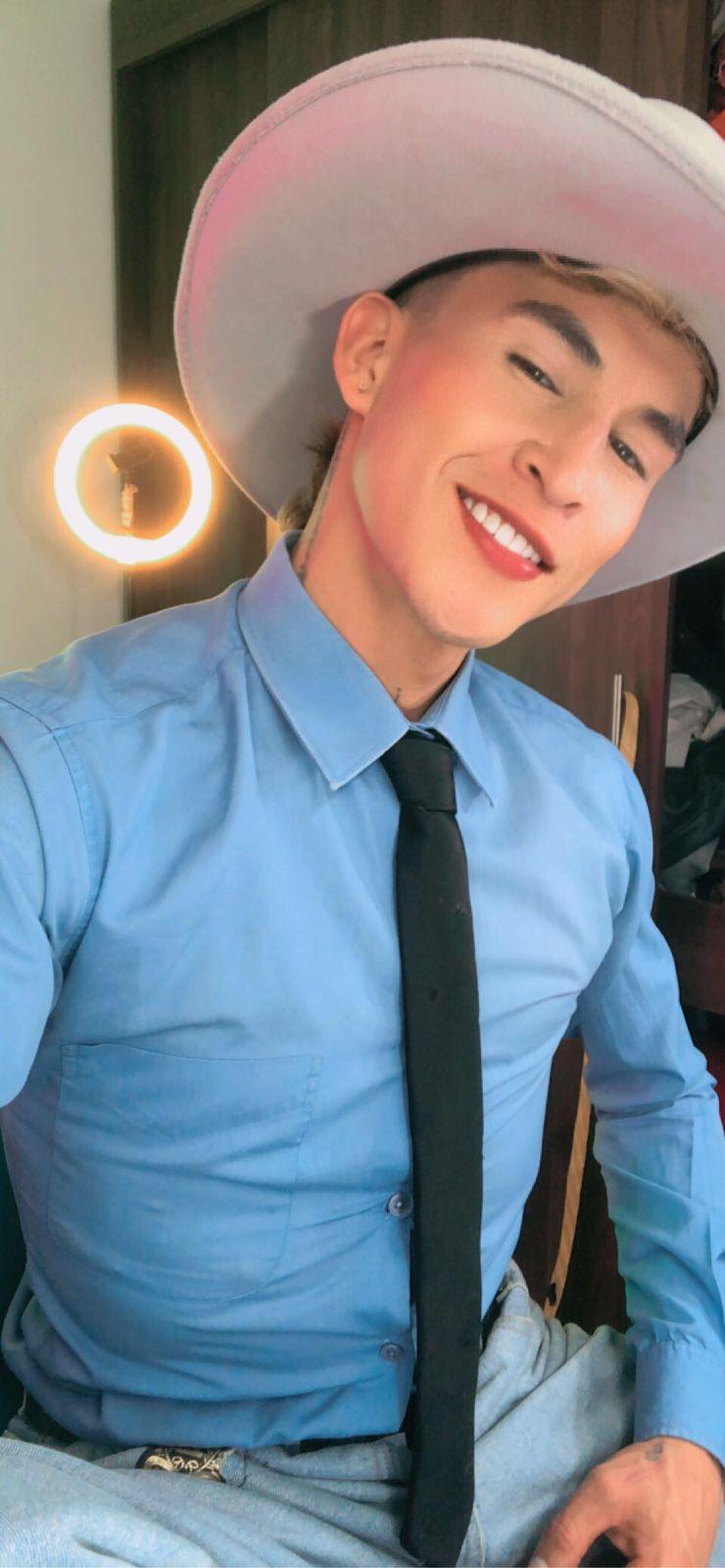 Jordan_james_ from Colombia