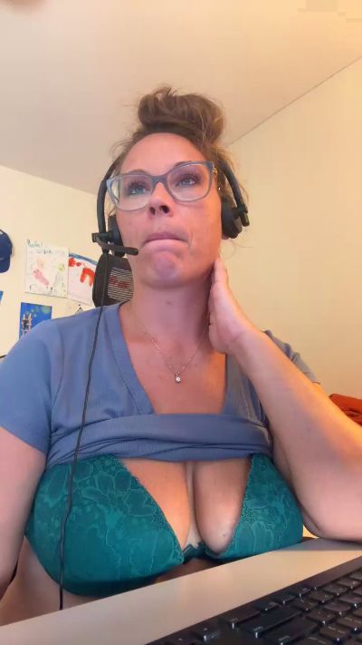 Kayzel from United States