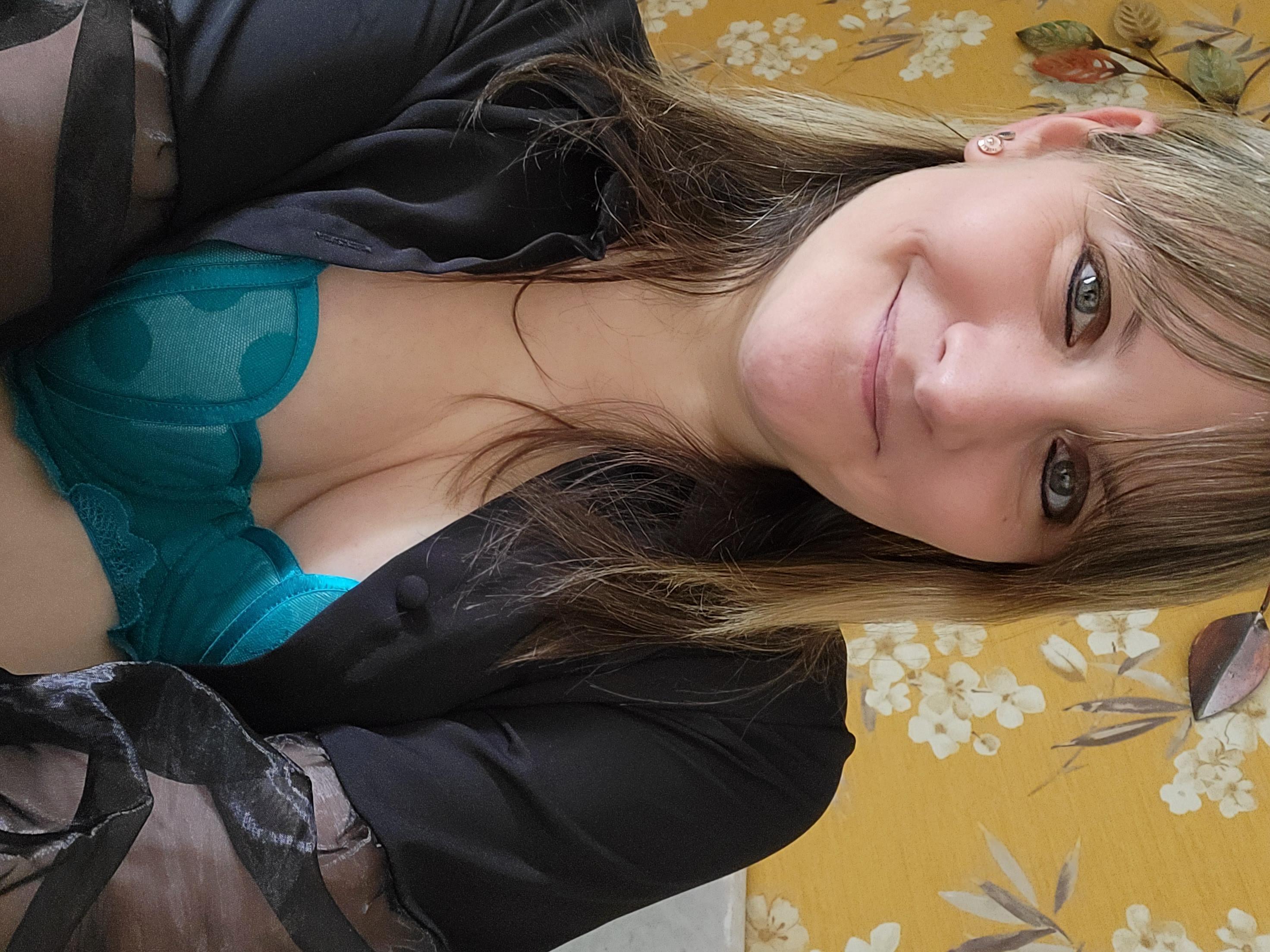 Ladyjenxx from United Kingdom