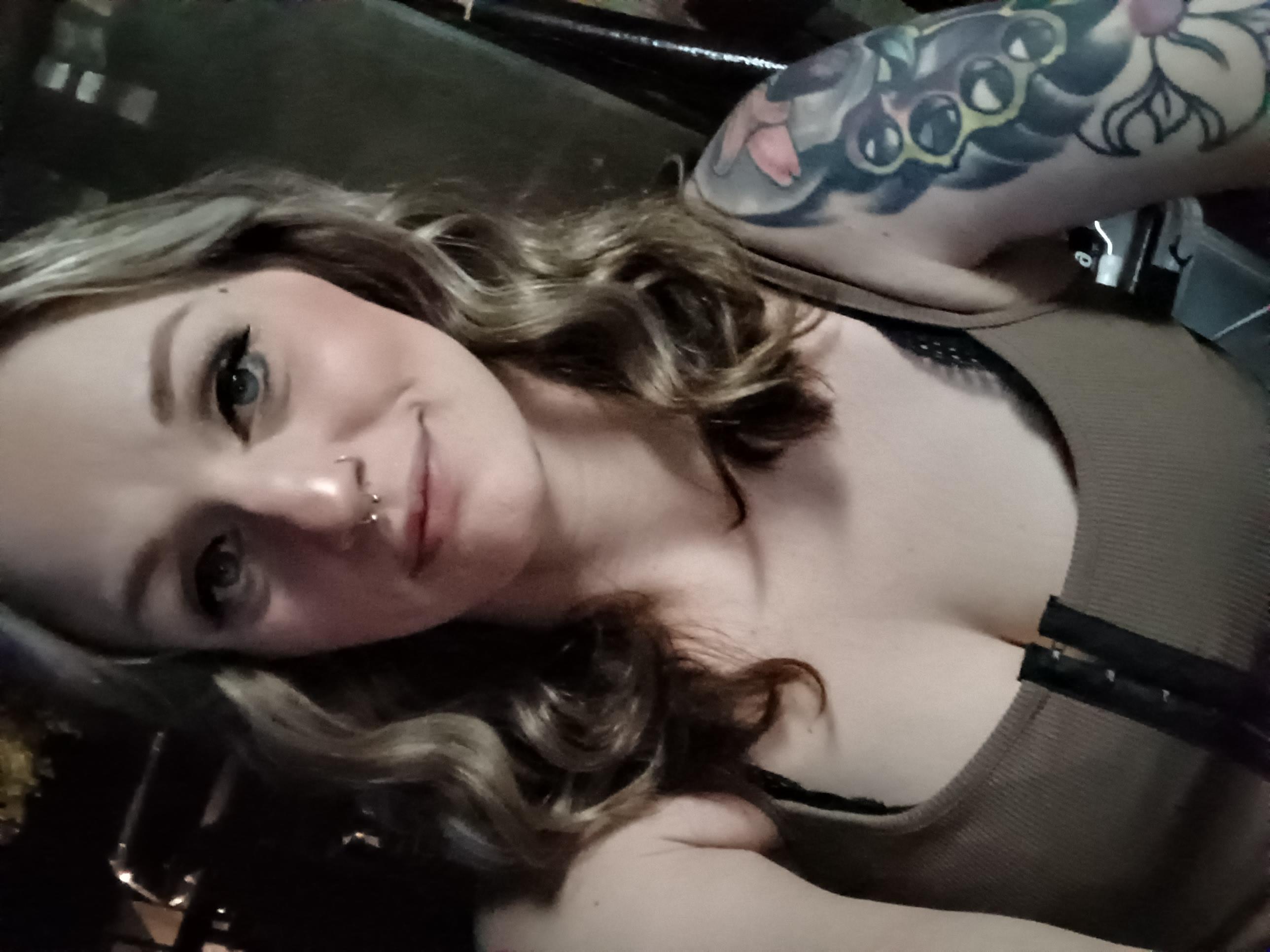 Leah_Marie3345 from United States