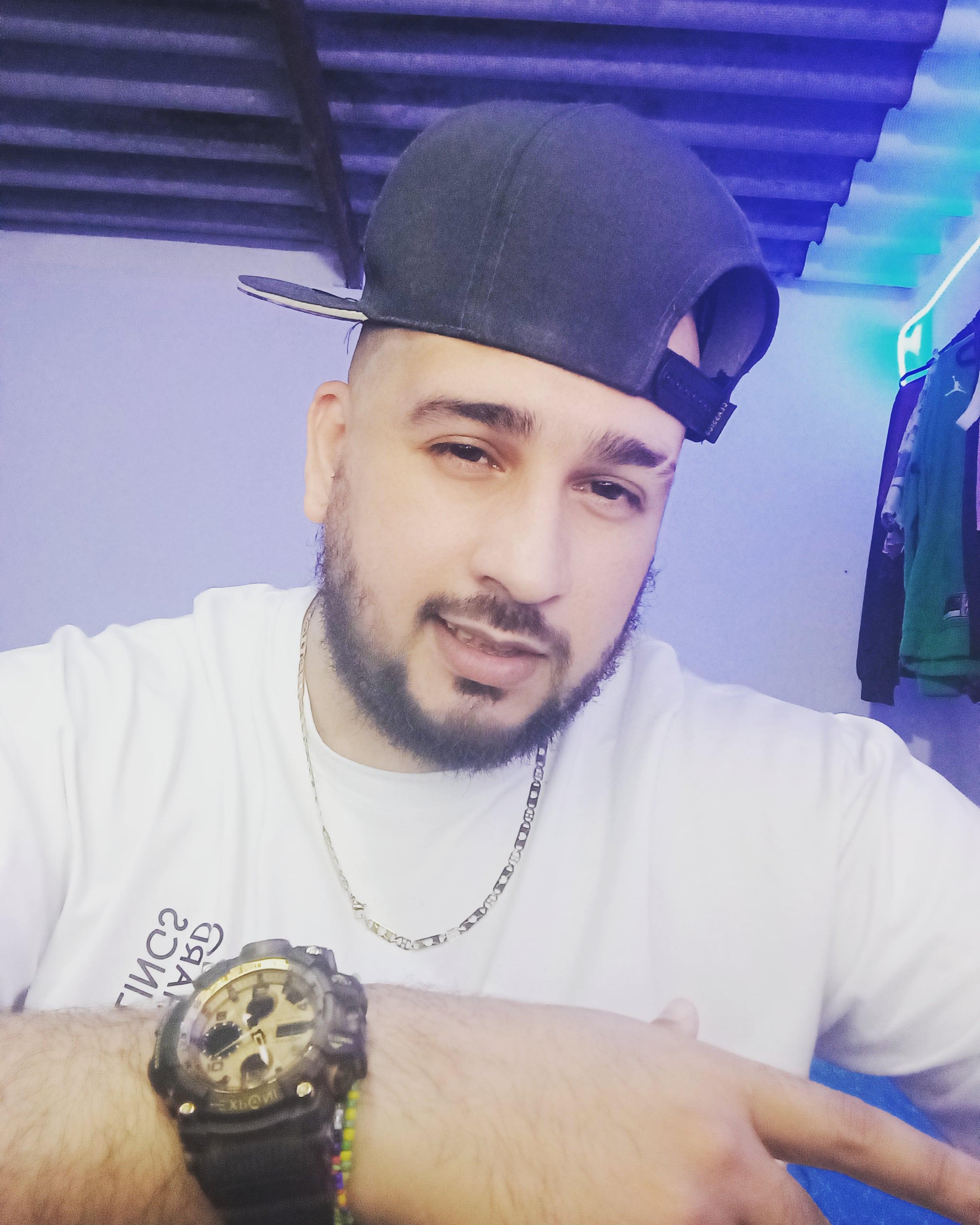 Leonmai from Colombia