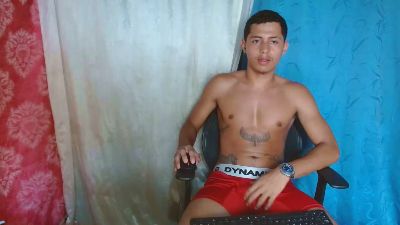 Lil_condor_bby1 from Colombia