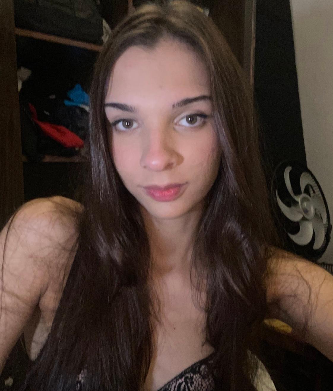 Lizaquiin from Brazil