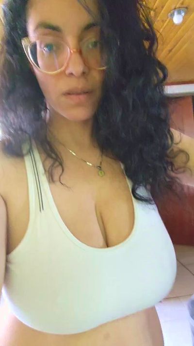 Lucci_Lovee from Colombia