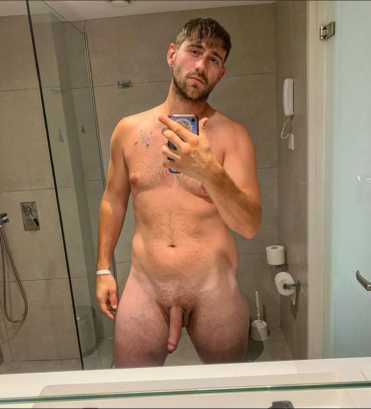 LukeGunn from United Kingdom