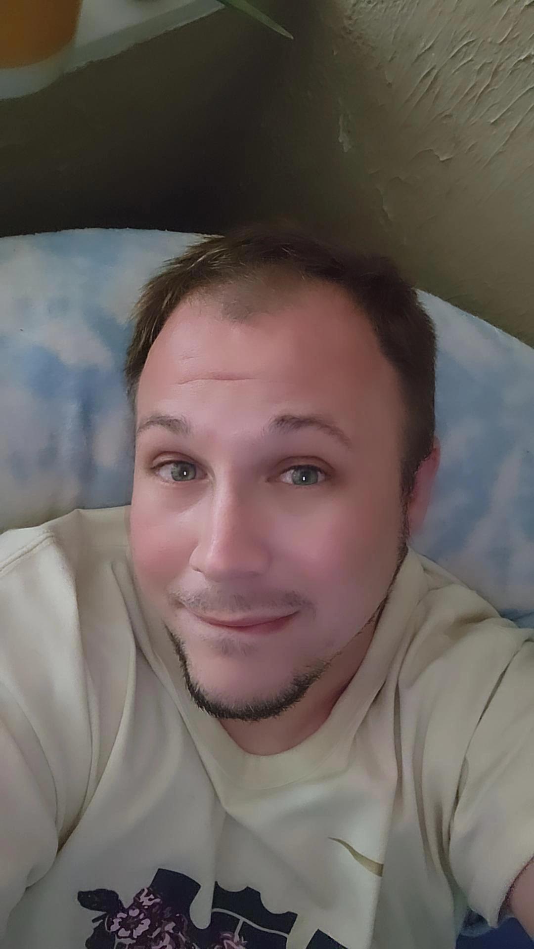 MIXEDROMANTIC Profile Image