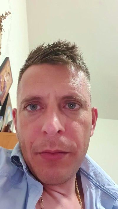 MikeGary21 from Romania