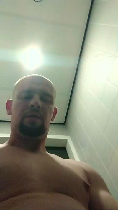 Regularfucker29 from Netherlands
