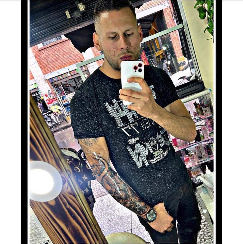 RomanCross_ from Colombia