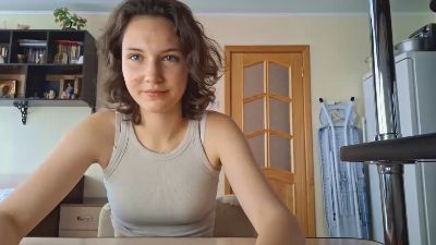 RoslynAngviano from Poland