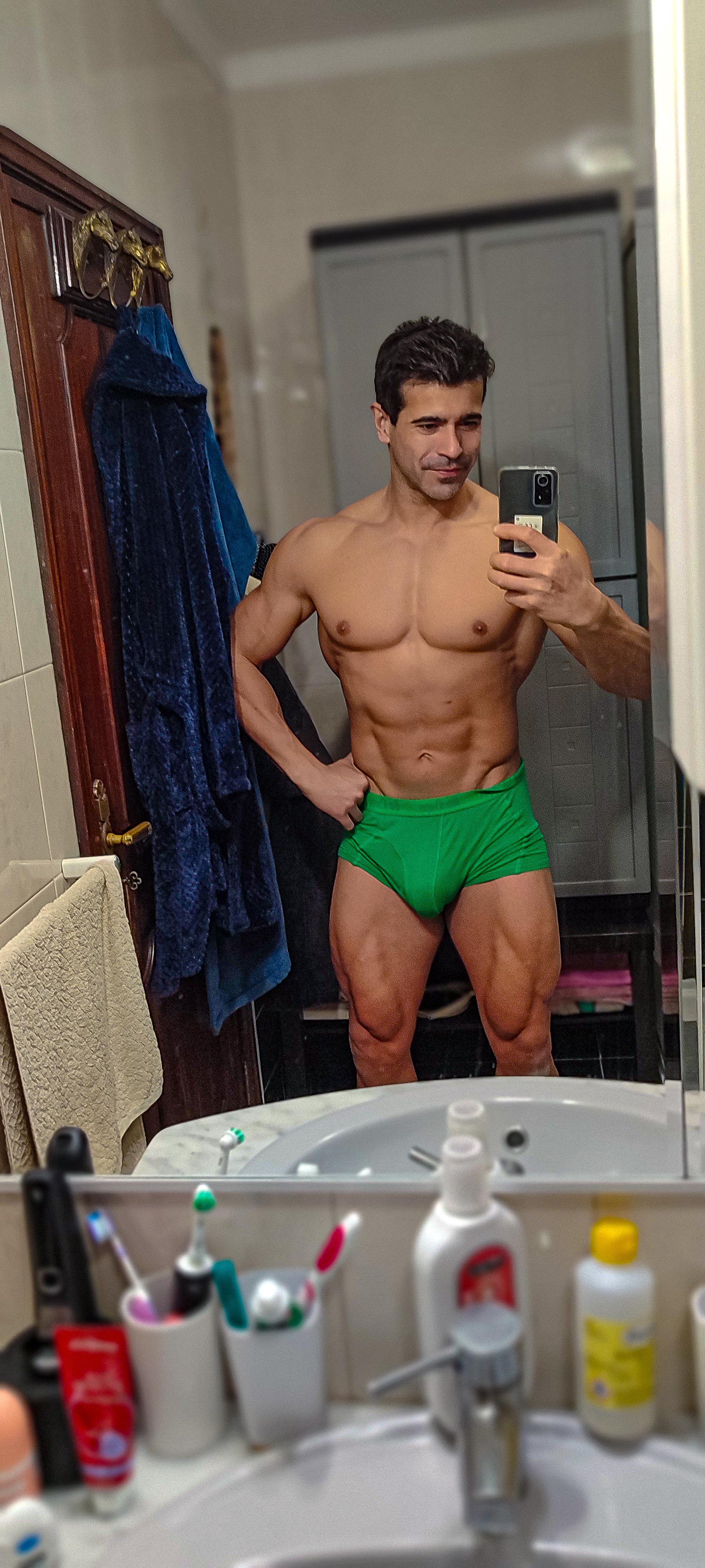 Samricci21 from Portugal