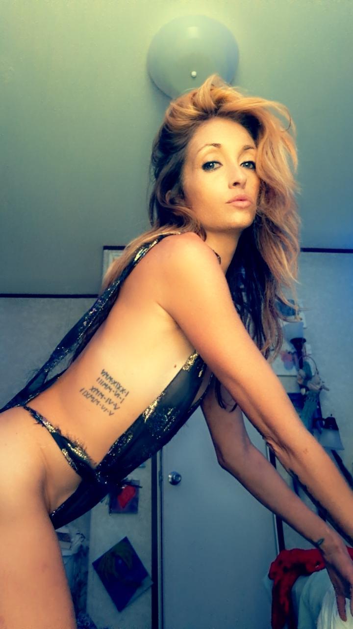 Sex69Season69 from United States