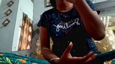 Simmi_2000 from United States