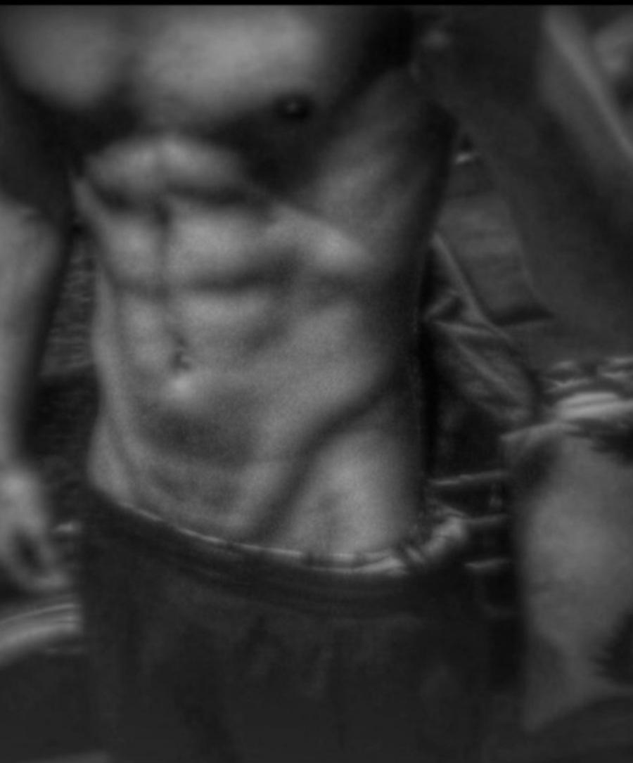 Sixxpackboy18 from Germany