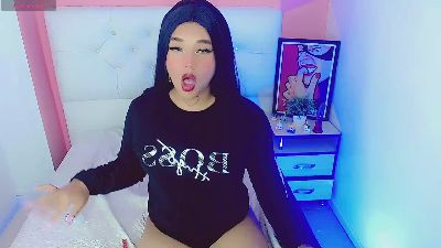 Sofiia_xx from United States