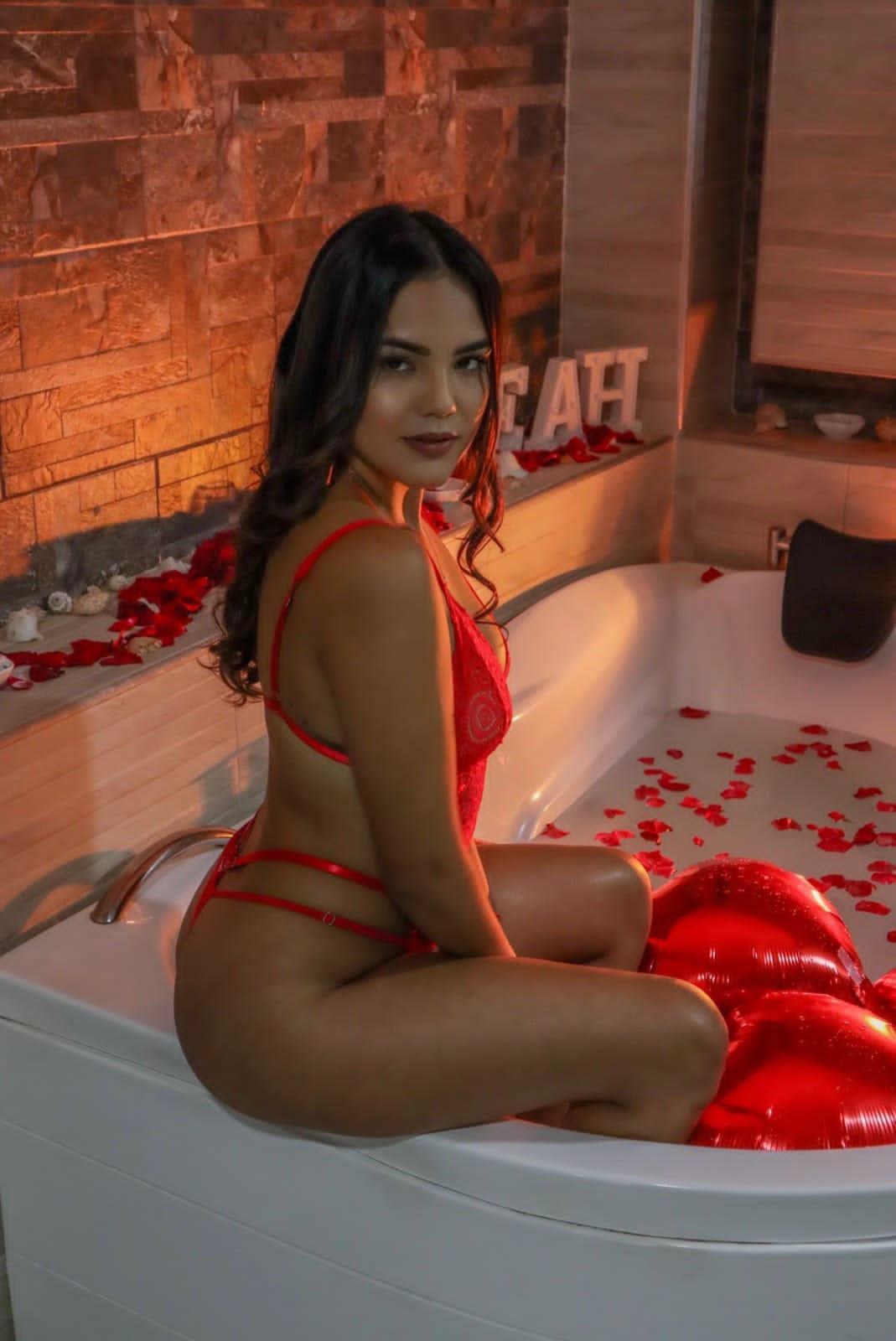 Stacey_white_ from Colombia