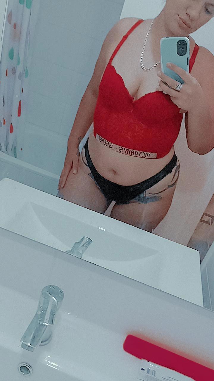 TatySQUIRT from Argentina