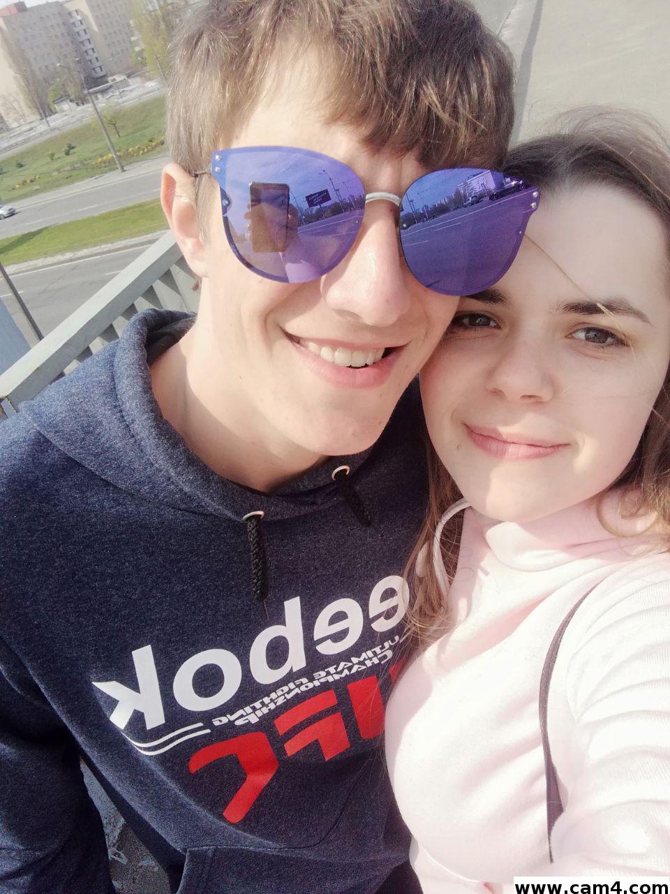 VeryHotCouple from United States