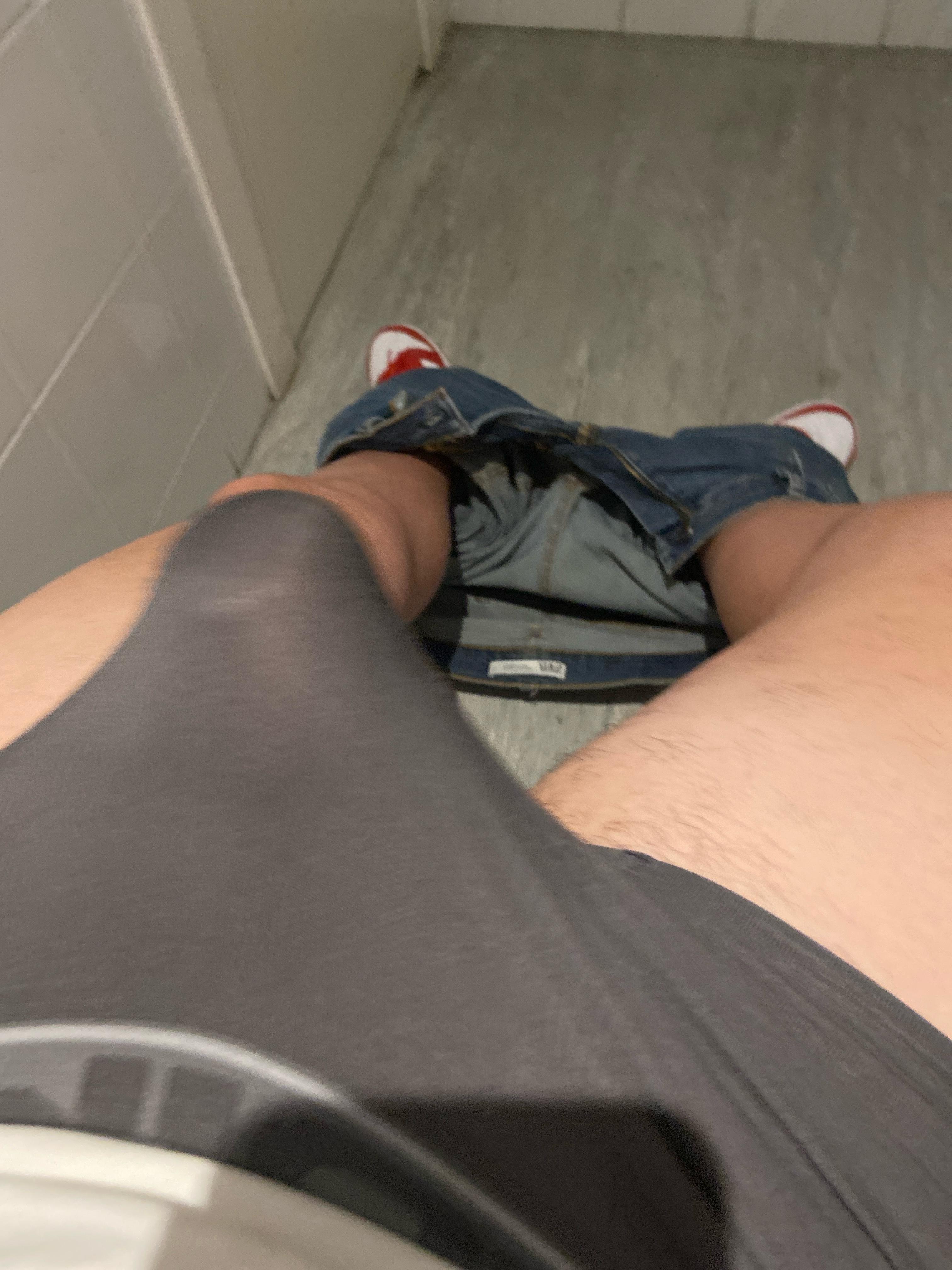 adrianzzz3 from Spain