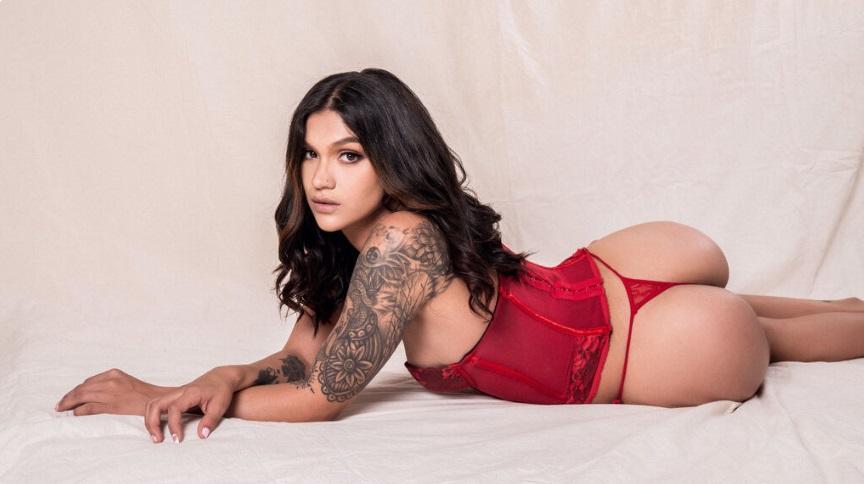 alicecapone666 from Colombia