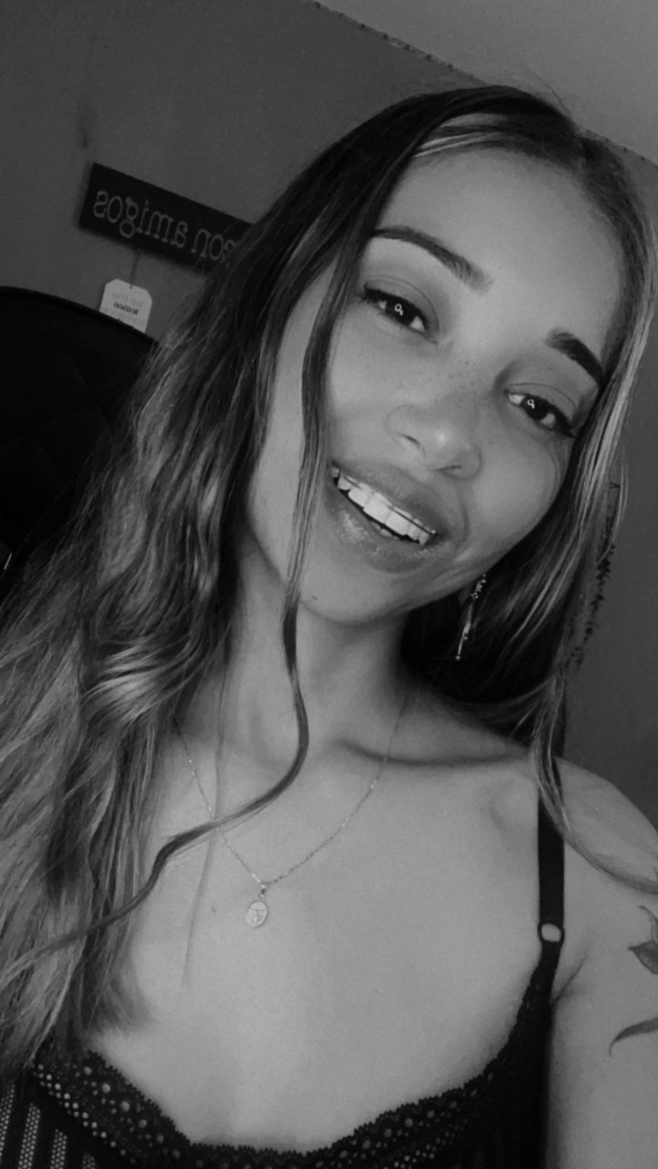 antonella_Ponss Profile Image