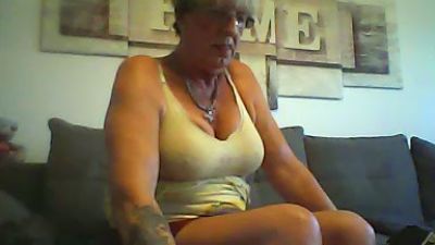 claudia2210 from Germany