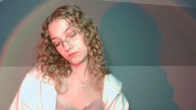 crazy_c_urly from United Kingdom
