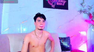 cute_alex27 from United States