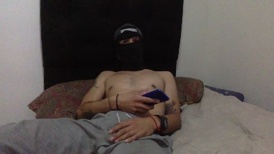 daimon200 from Chile