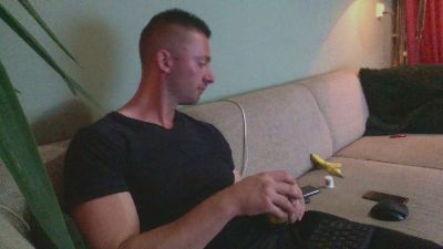 danny1993_xxx from Netherlands