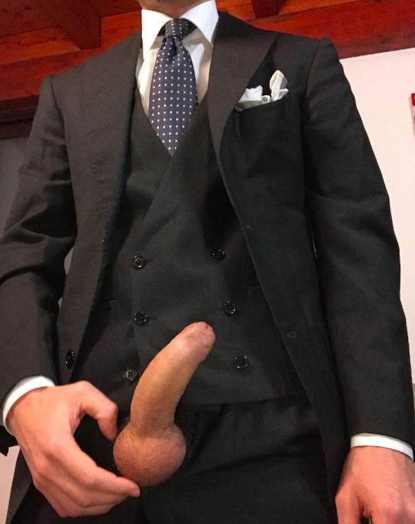 elegantemente from Italy