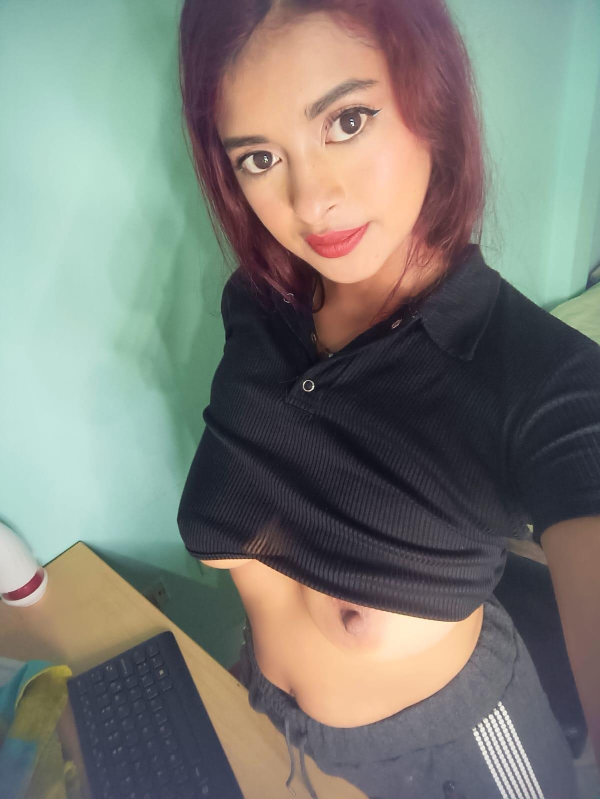 emilydulce1 from Colombia