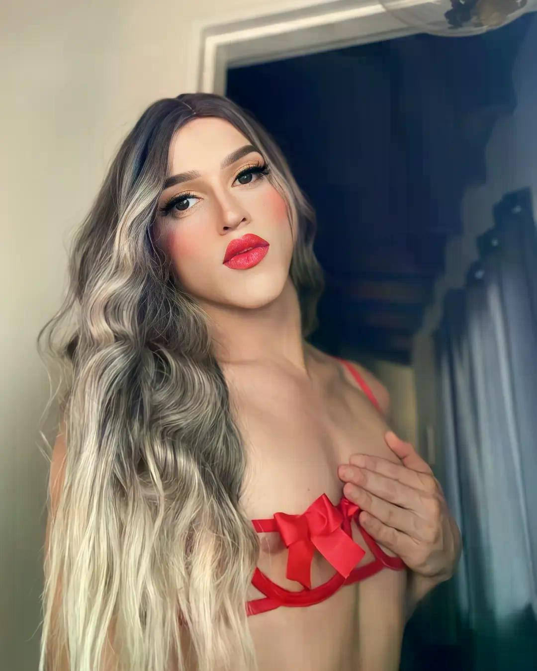 girls_online_ from Colombia