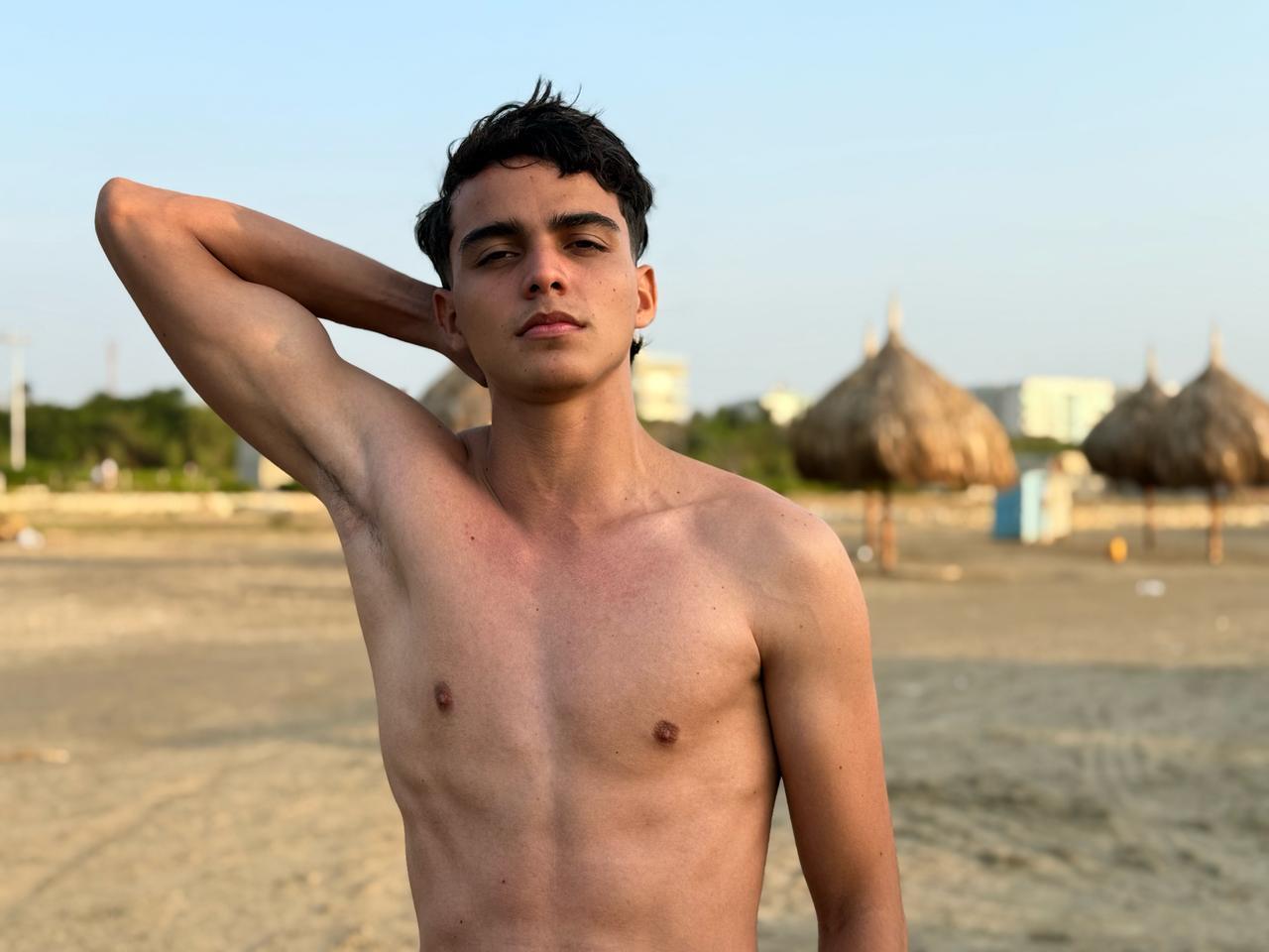 heiker_ from Colombia