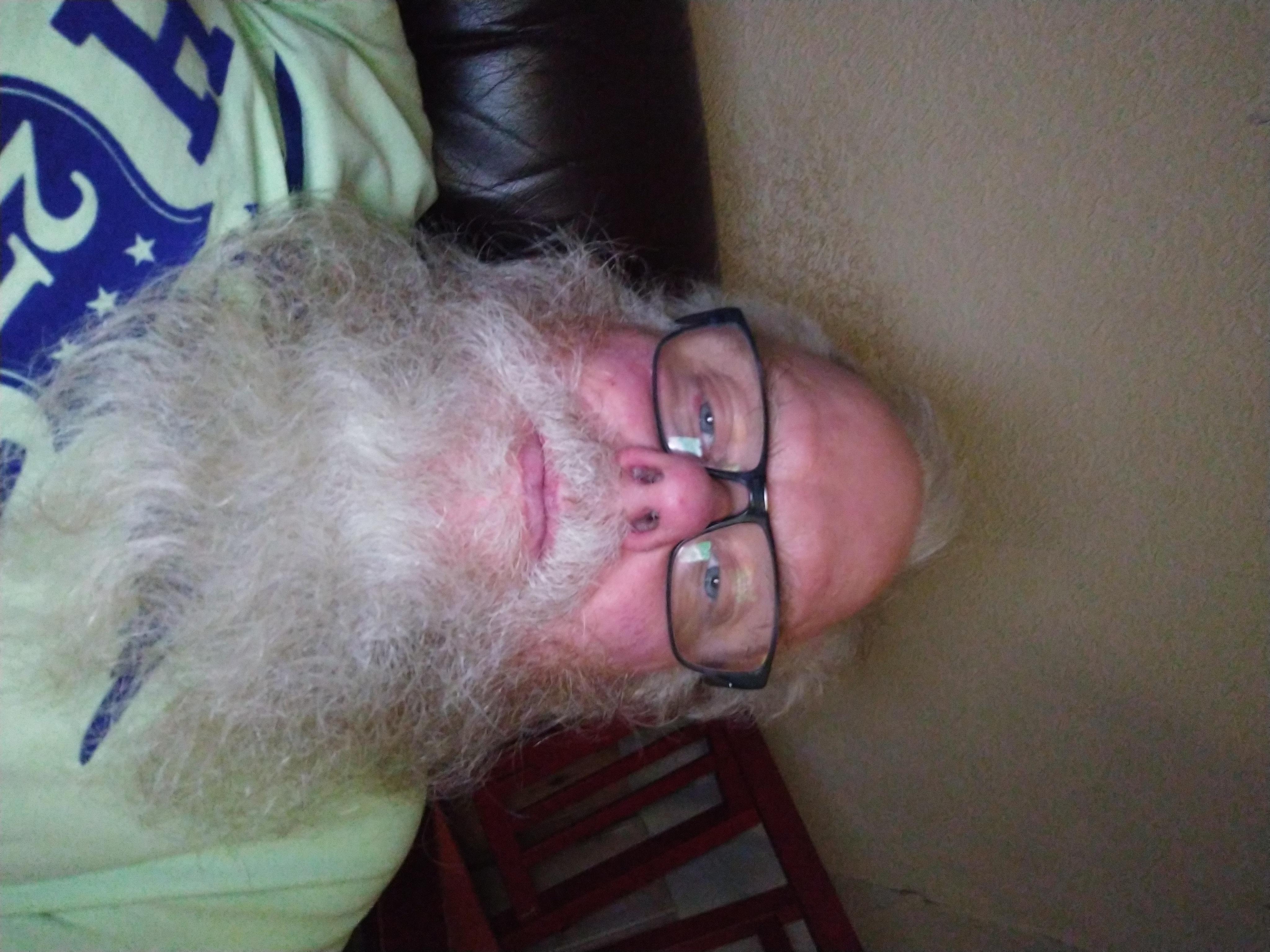 henrikhot46 from Sweden