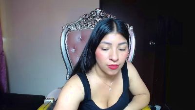 holly20a from United States