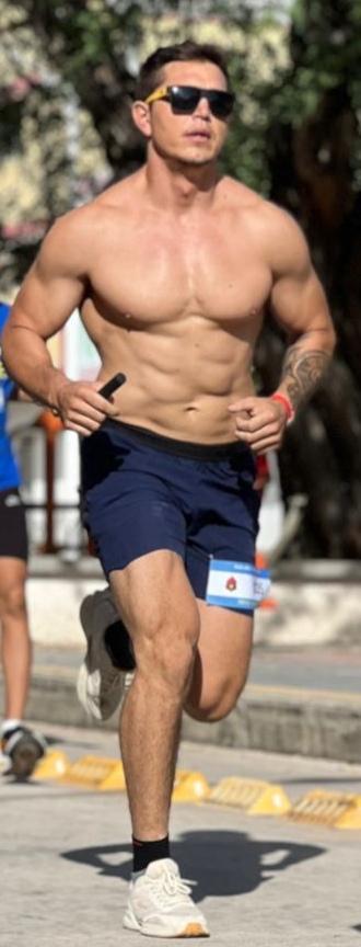 javiercol24 from Colombia