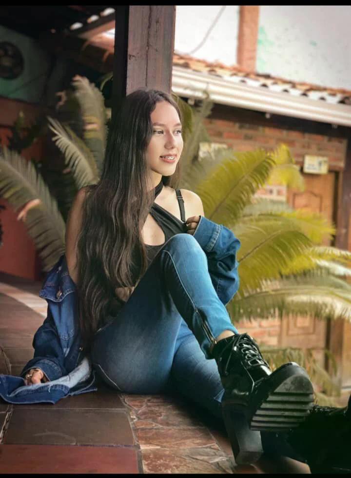 littlepearl1 from Colombia