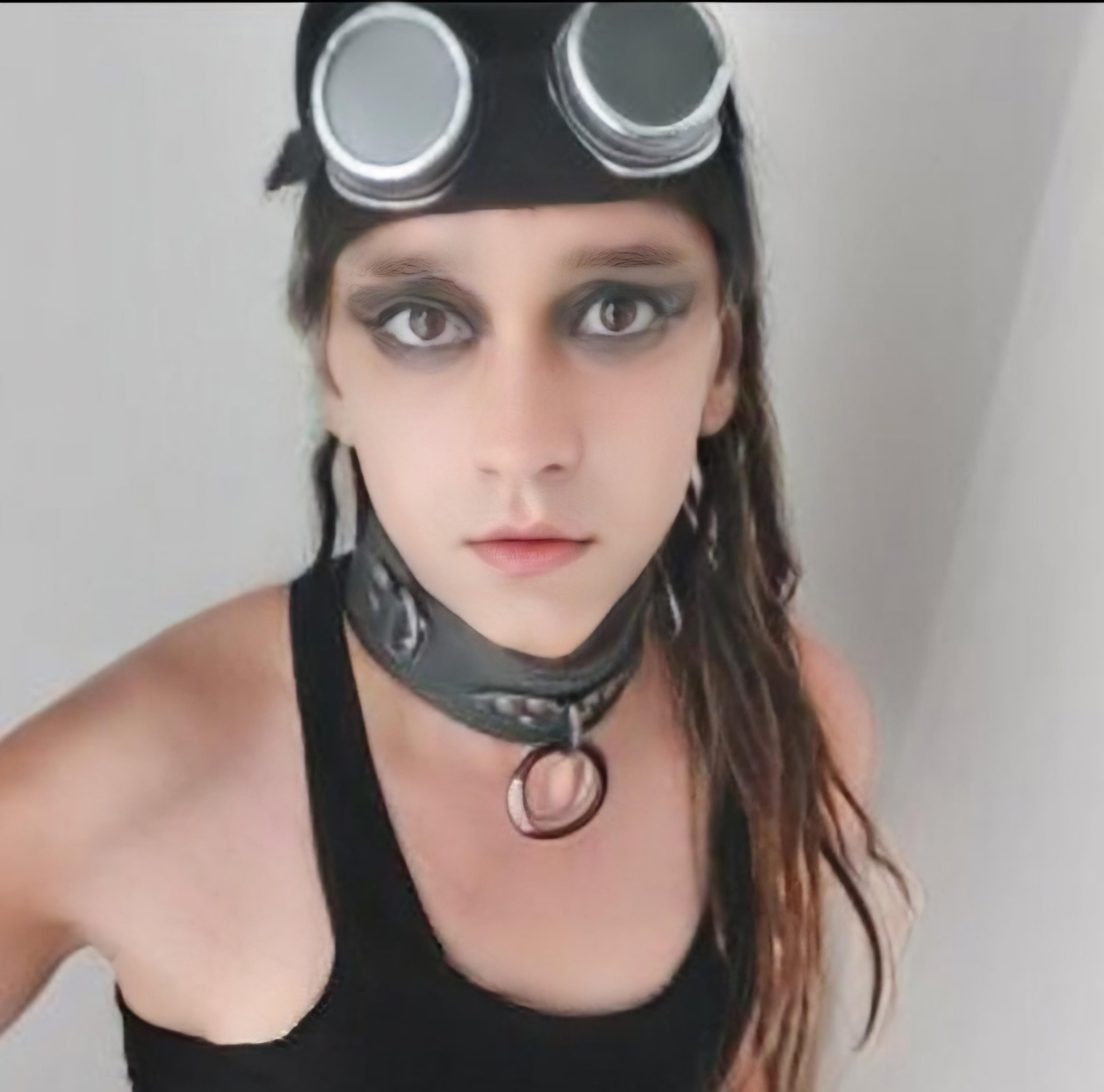 loveanarchistb from Germany