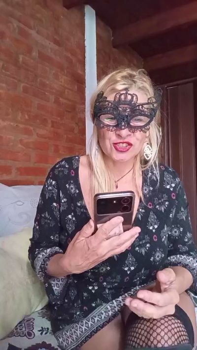 luli70hot from Argentina