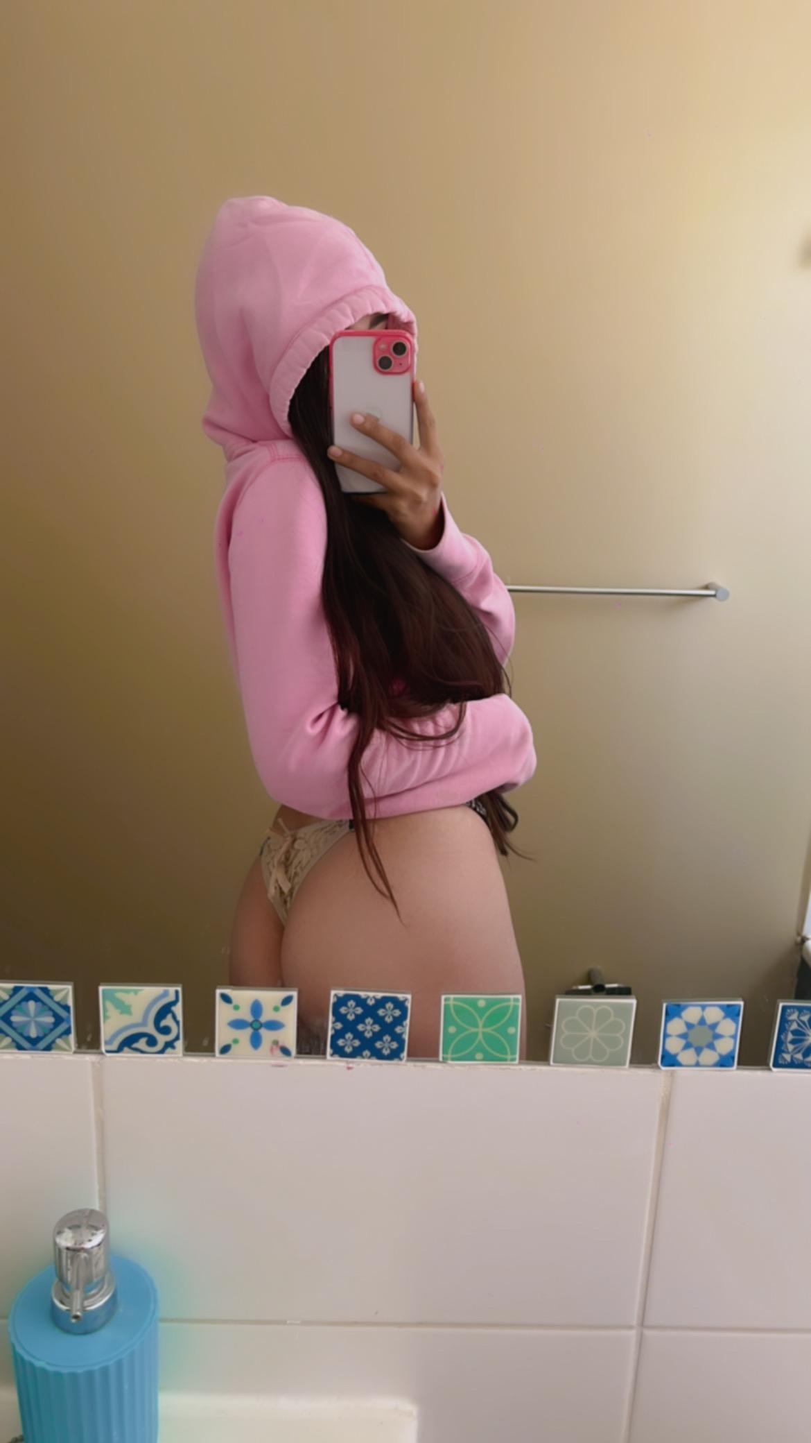 maripi692 from Chile