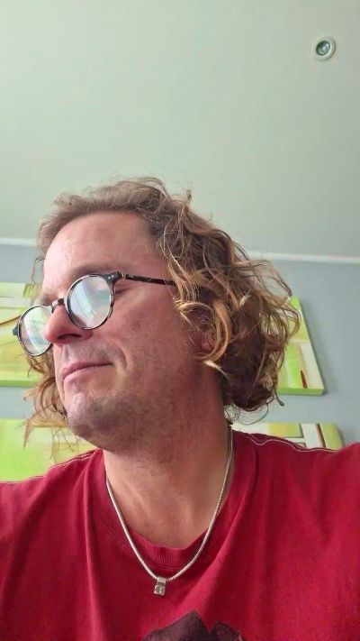 olivier020 from Belgium